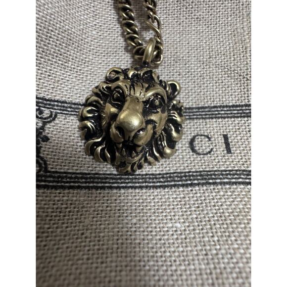 Authentic Gucci Lion Head Motif Brass necklace - Picture 4 of 6